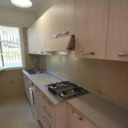 Comfy With Patio And Private Fenced And Furnished Garden * Lignano Sabbiadoro